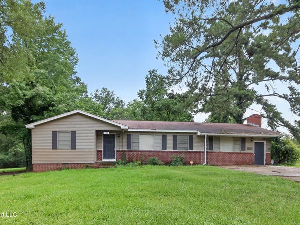 1348 Marydale Drive, Jackson, MS 39212