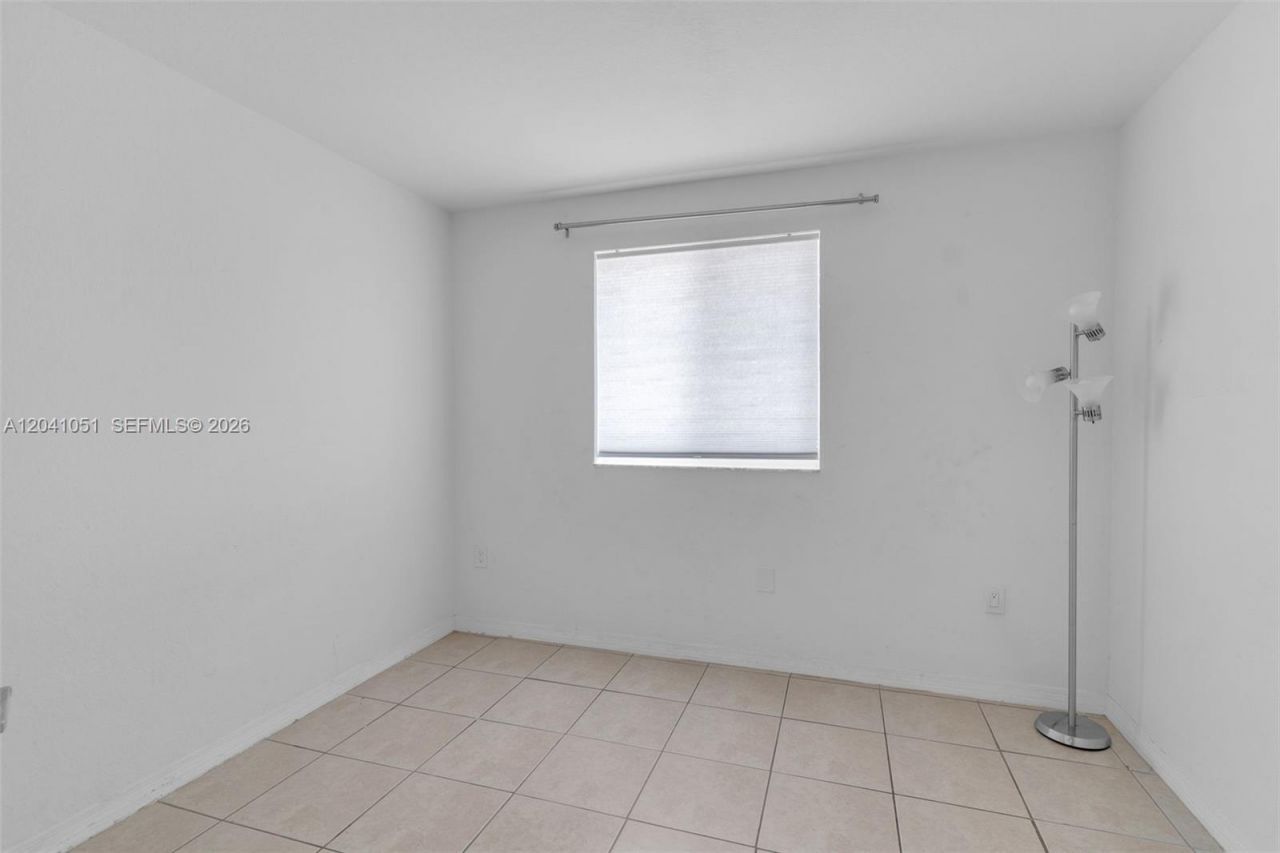 8826 W Flagler St, Unit 203, Miami, FL 33174 Photo
