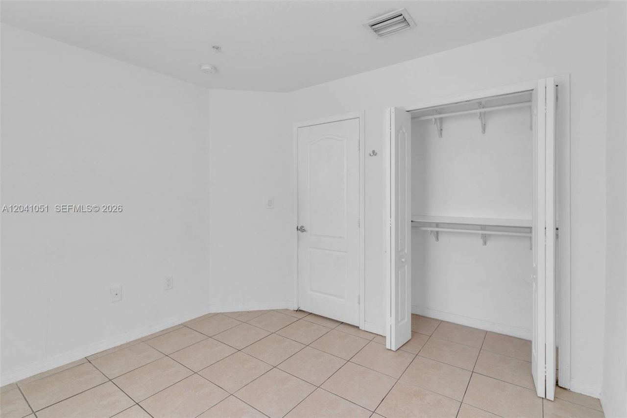 8826 W Flagler St, Unit 203, Miami, FL 33174 Photo