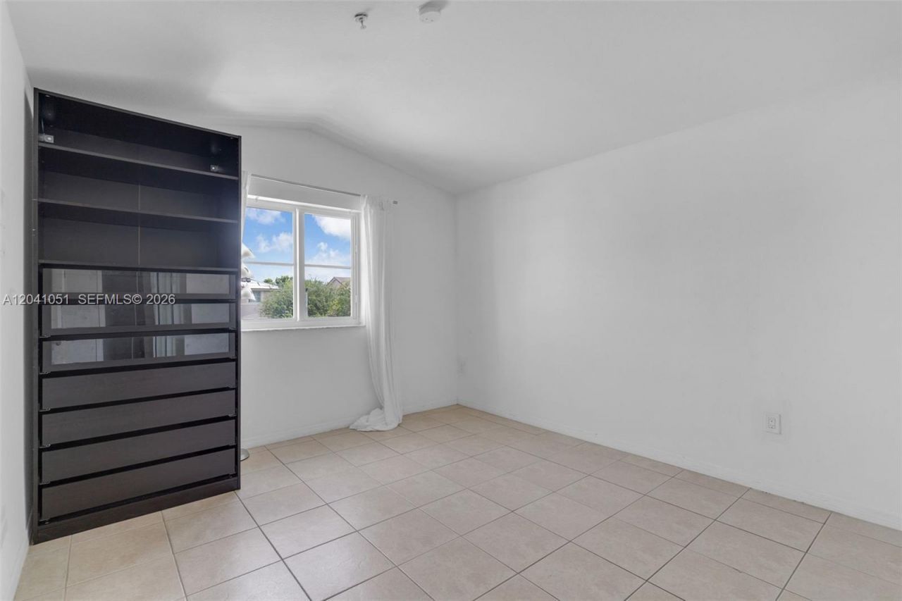 8826 W Flagler St, Unit 203, Miami, FL 33174 Photo