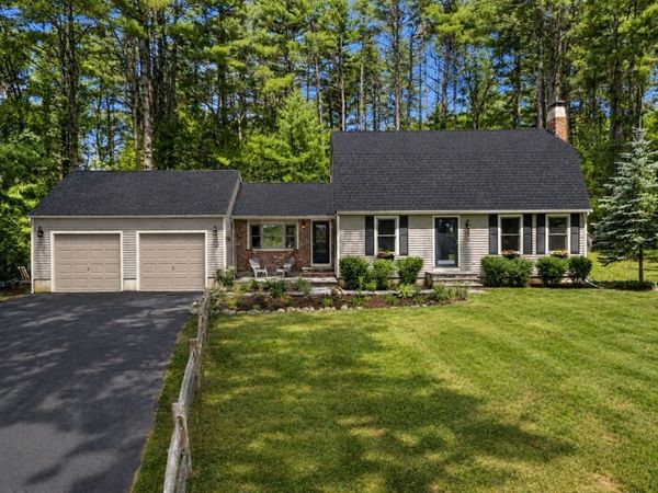 22 Main St, Norfolk, MA 02056