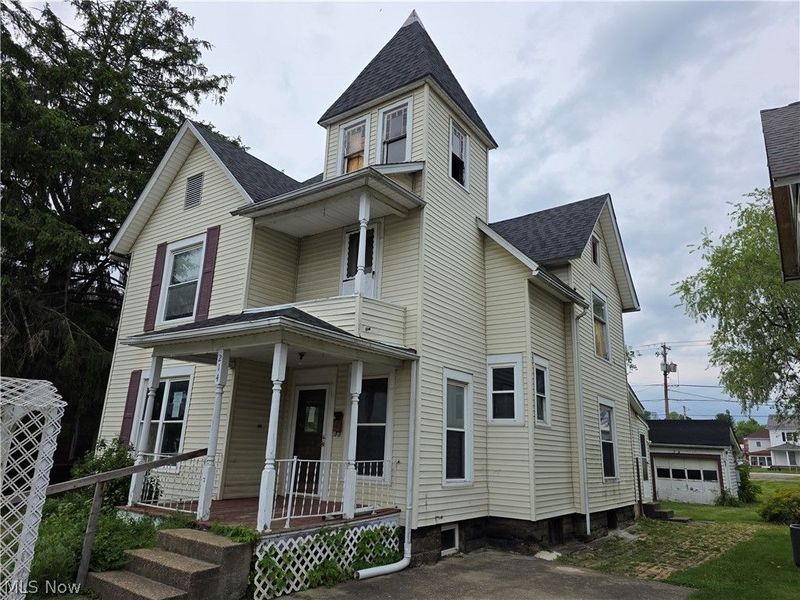 214 W Church Street, Newcomerstown, OH 43832 Photo 3