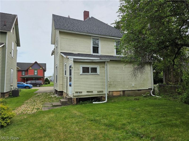 214 W Church Street, Newcomerstown, OH 43832 Photo 5