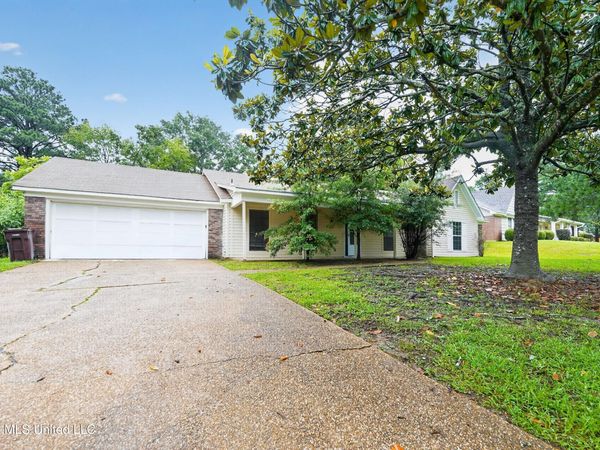 2050 Gateway Drive, Ridgeland, MS 39157