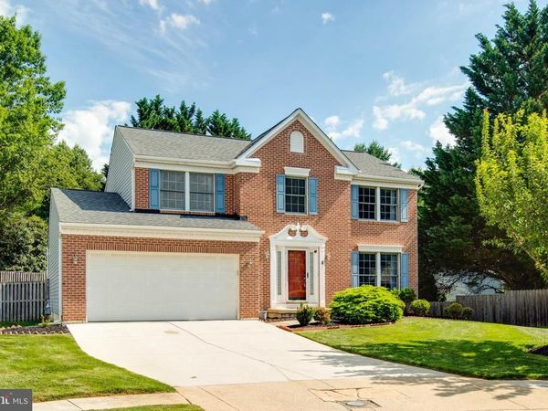 8 LEICESTER COURT, OWINGS MILLS, MD 21117