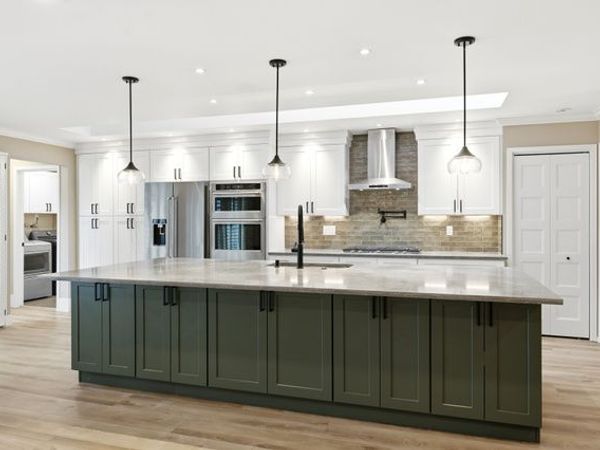 6086 S 1525 E, Murray, UT 84121