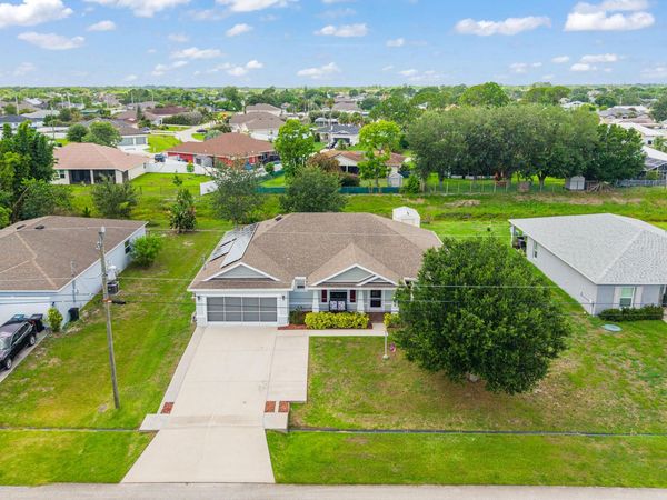 4562 SW Bradbury Street, Port St. Lucie, FL 34953