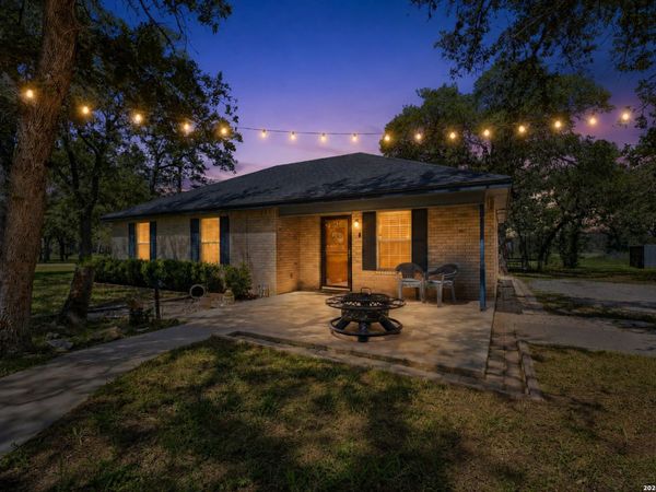 23030 S State Highway 123, Seguin, TX 78155