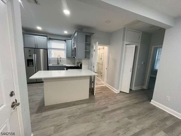 1443 Lexington Pl, Unit 2B, Elizabeth, NJ 07208