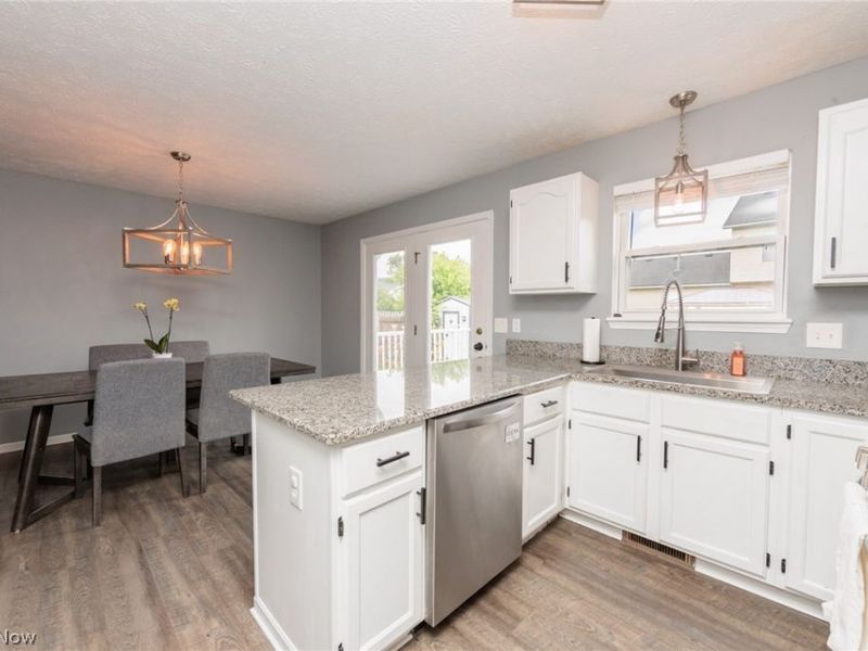 35268 Wood Street, North Ridgeville, OH 44039 Photo 12