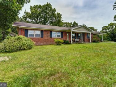 8858 POINDEXTER ROAD, LOUISA, VA 23093