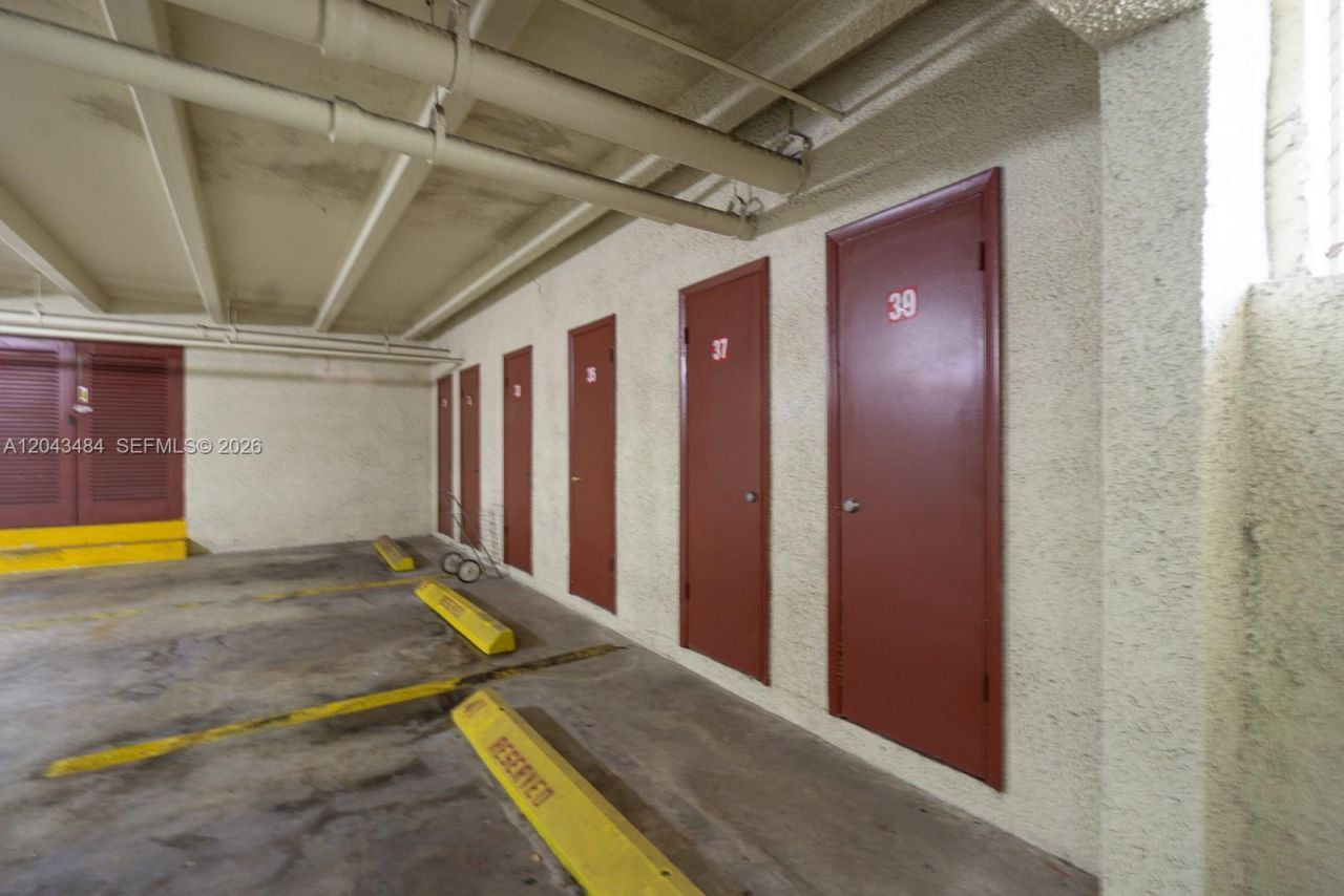 1205 Mariposa Ave , Unit 428, Coral Gables, FL 33146 Photo