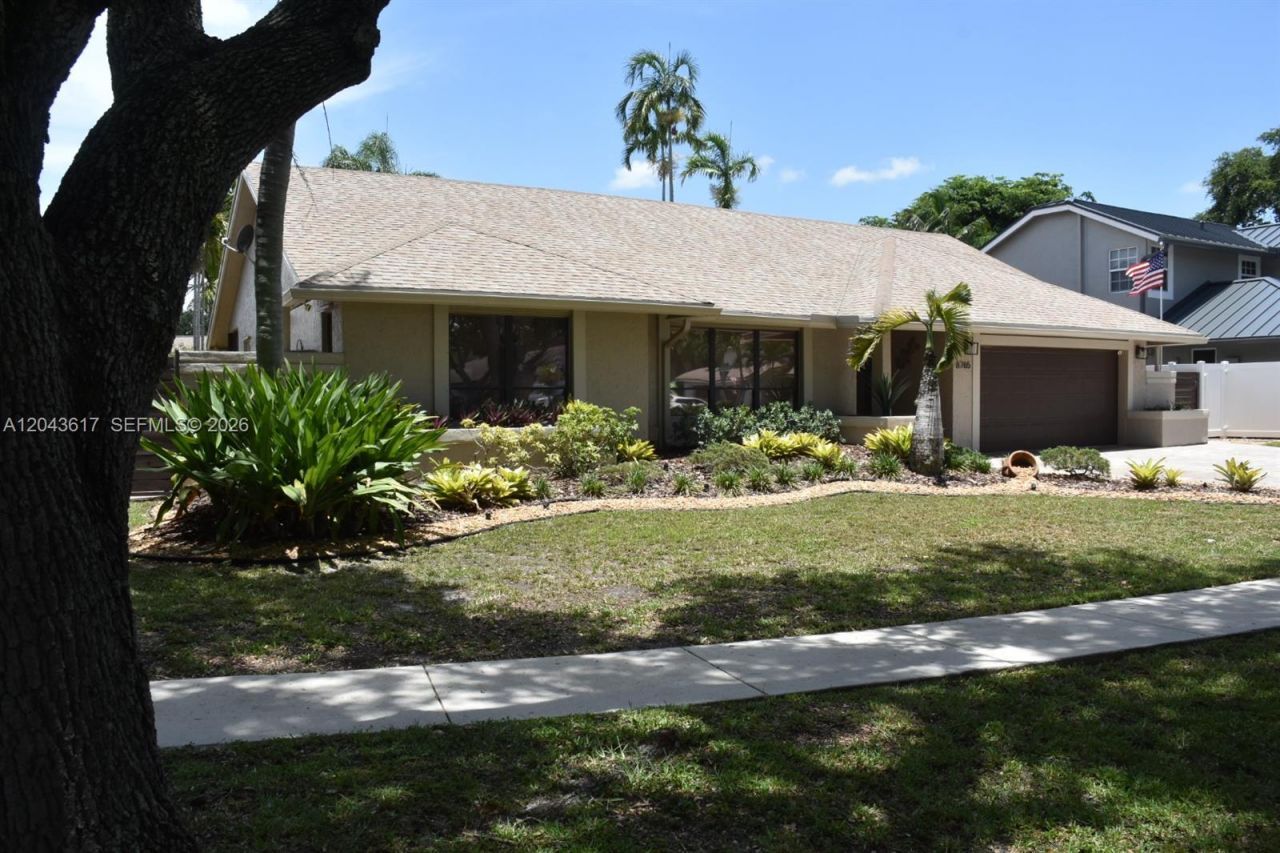 8765 SW 58th St , Cooper City, FL 33328 Photo