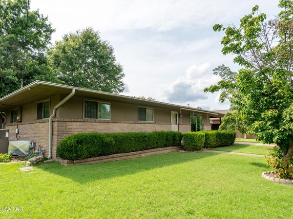 1837 Sam Houston Drive, Dyersburg, TN 38024