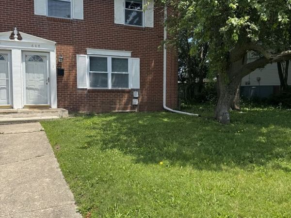 685 Old Indian Trail , Unit 685, Aurora, IL 60506