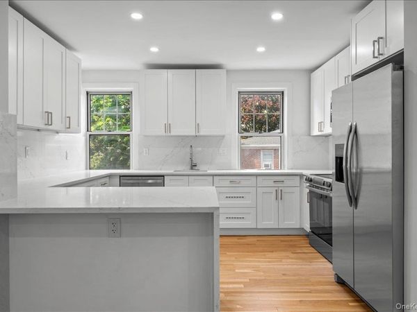 14 Soundview Avenue, Unit 1, White Plains, NY 10606