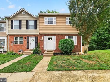 15063 CHERRYDALE DRIVE , WOODBRIDGE, VA 22193