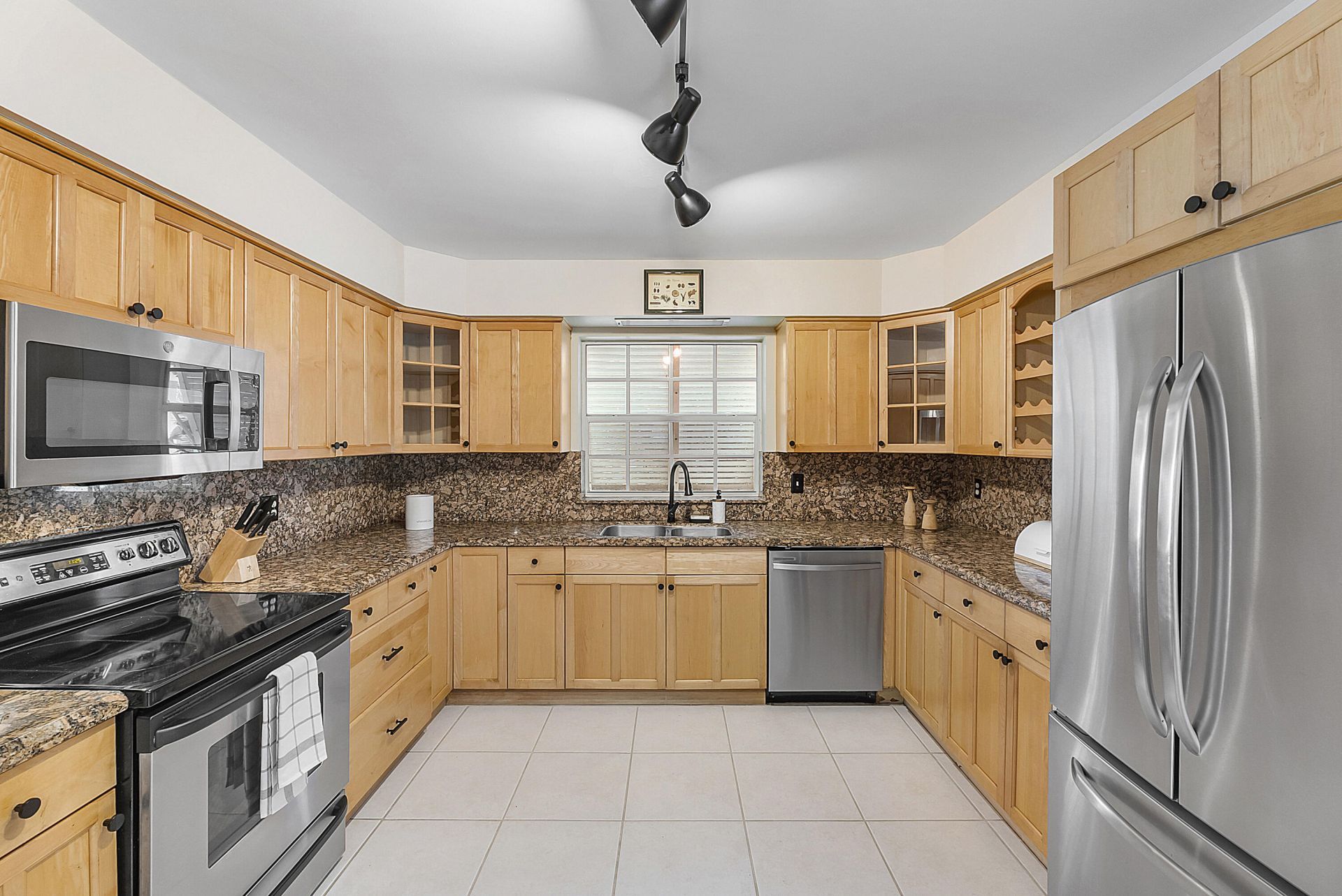 700 NE 26th Avenue, Pompano Beach, FL 33062 Photo