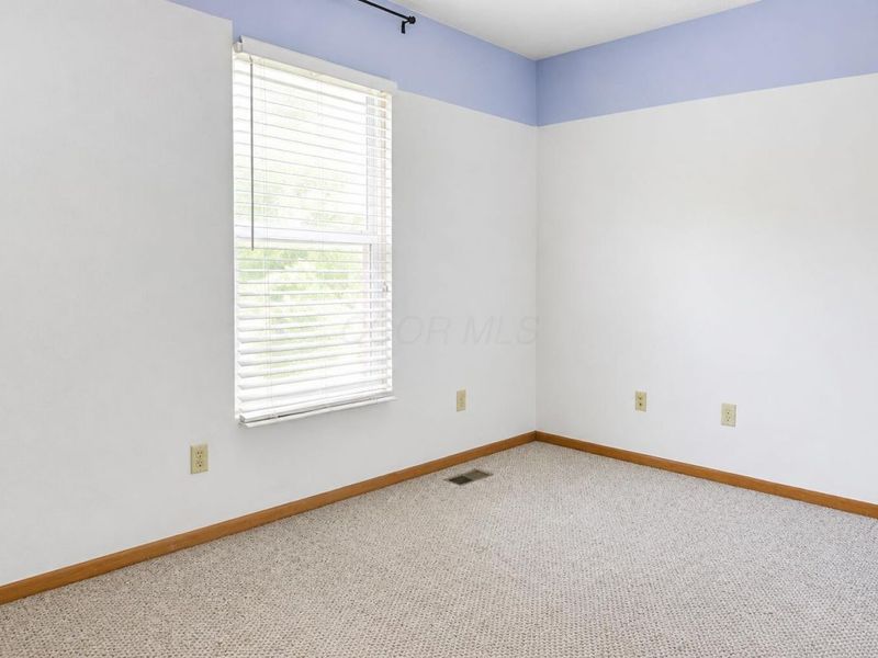 917 Annagladys Drive, Unit Y-2, Worthington, OH 43085 Photo 12
