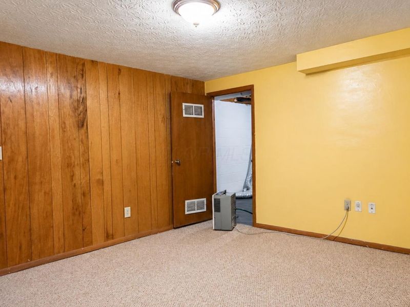 917 Annagladys Drive, Unit Y-2, Worthington, OH 43085 Photo 14