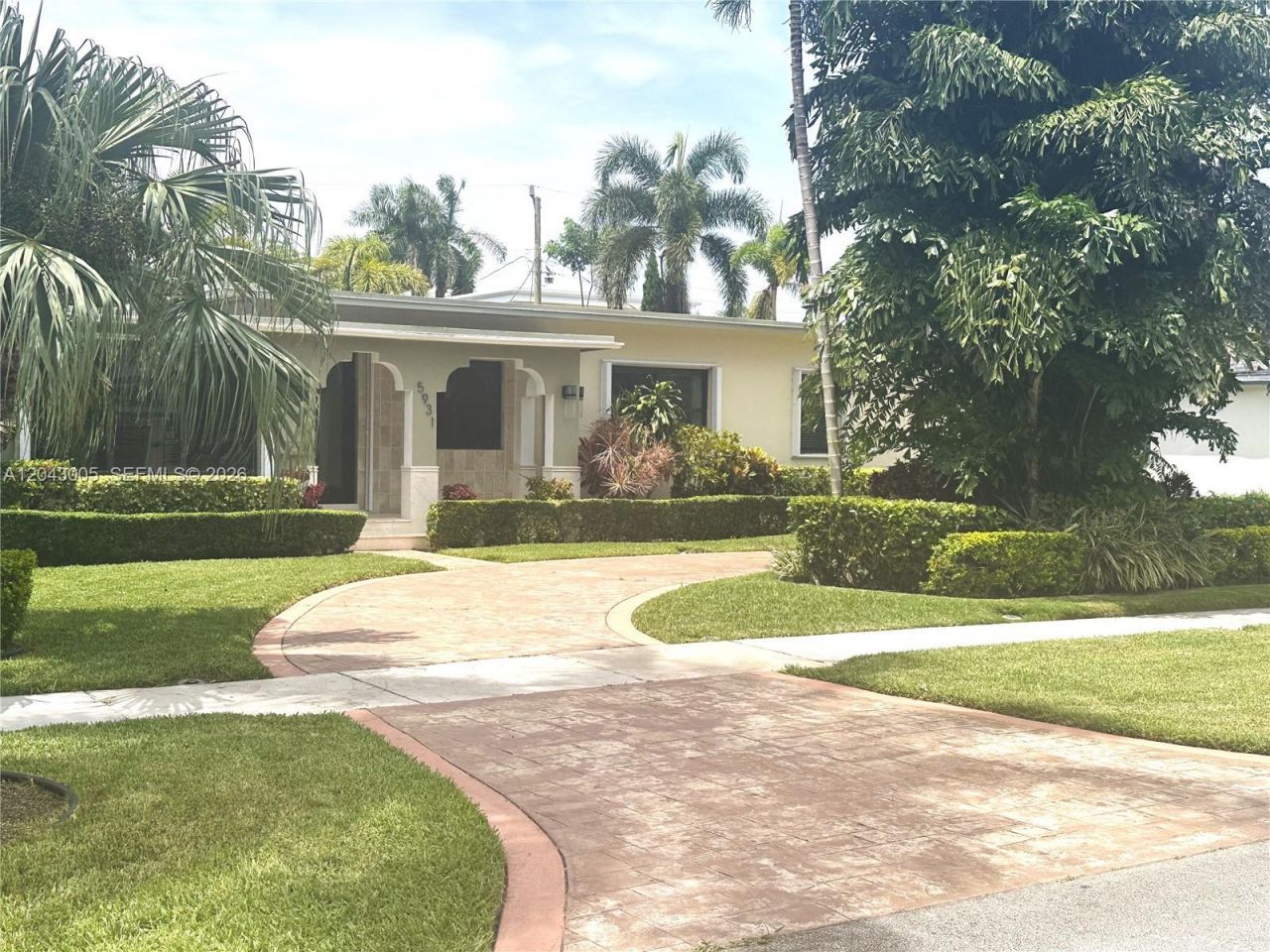 5931 SW 46th St , Miami, FL 33155 Photo