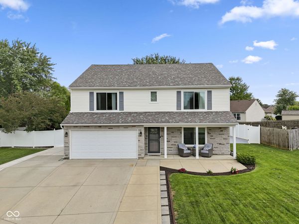 435 Lake Shore Court, Franklin, IN 46131