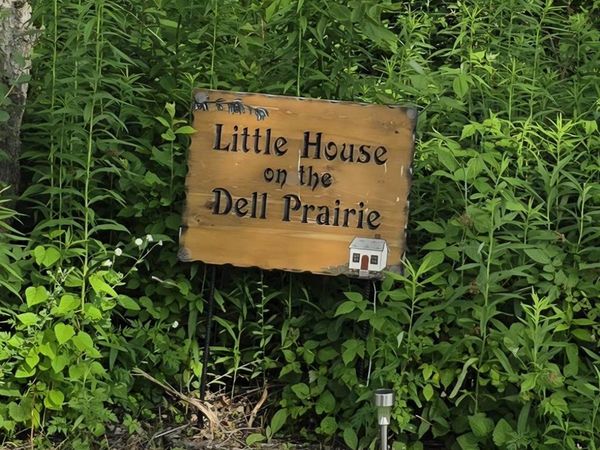 615 Gale Avenue, Wisconsin Dells, WI 53965