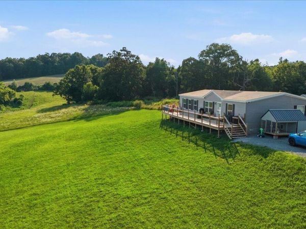 215 Cain Rd, Sharps Chapel, TN 37866