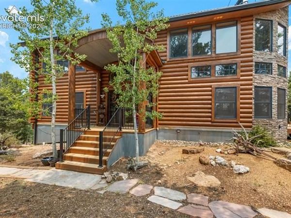 9 Arapahoe Street, Woodland Park, CO 80863