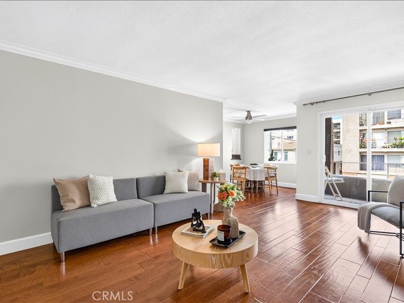 2302 E 2nd Street, Unit 2D, Long Beach, CA 90803 Main Photo