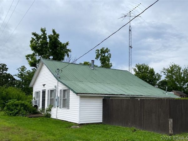 1333 State Hwy 73, Macks Creek, MO 65786