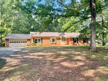 129 Foxwood Drive, Goode, VA 24556