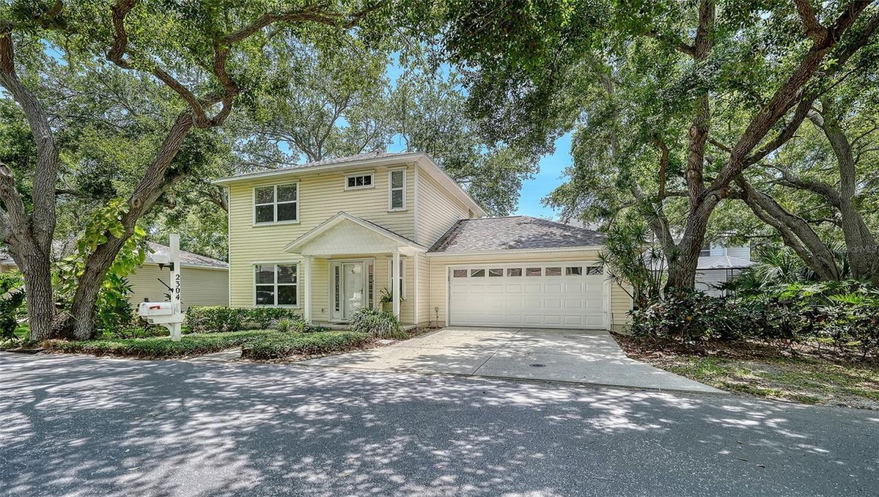2304 63rd Street Court W, Bradenton, FL 34209 Main Photo