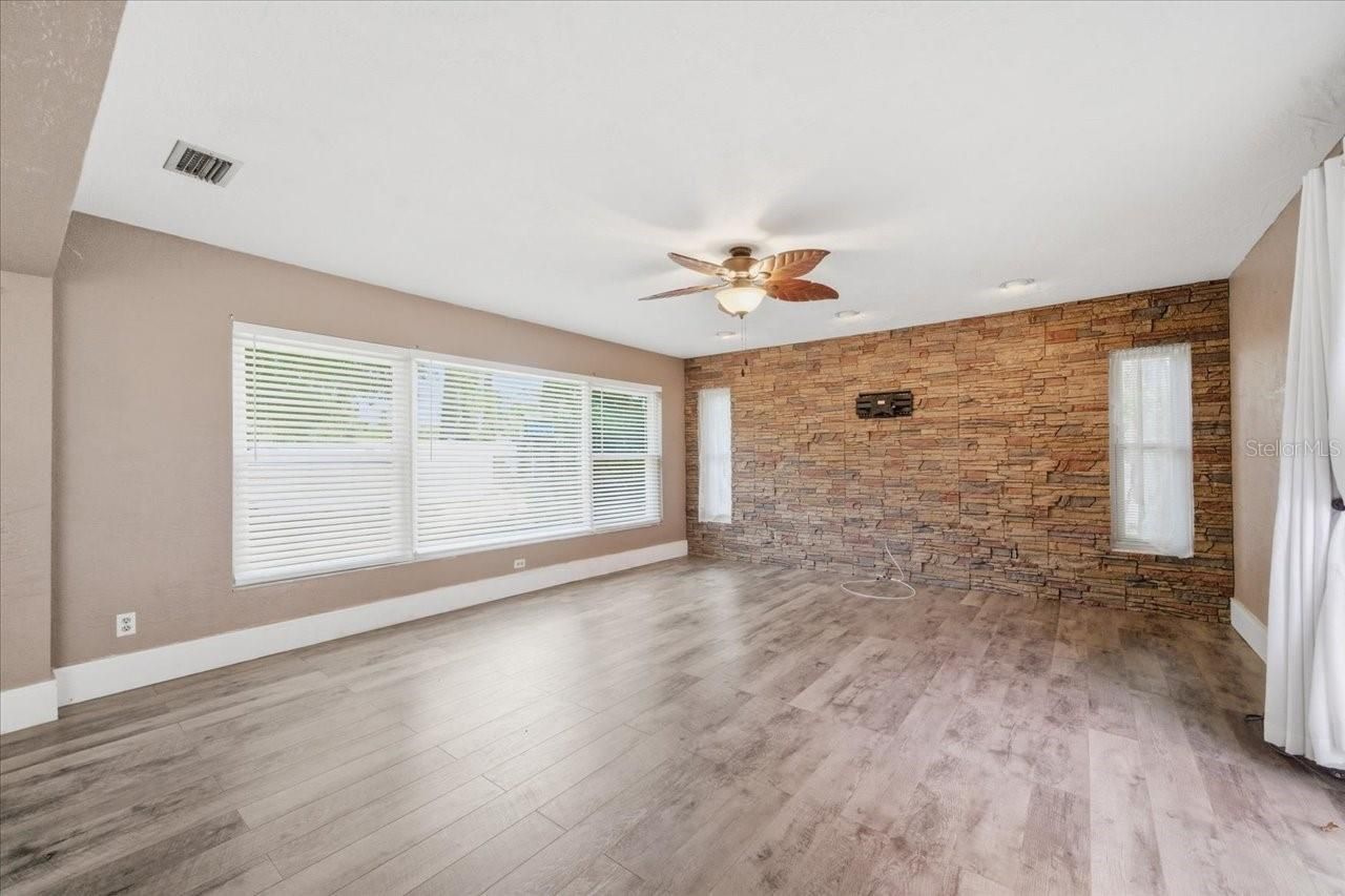 2087 59th Street N, Clearwater, FL 33760 Photo