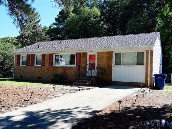 2587 Pinehurst Drive, Petersburg, VA 23805