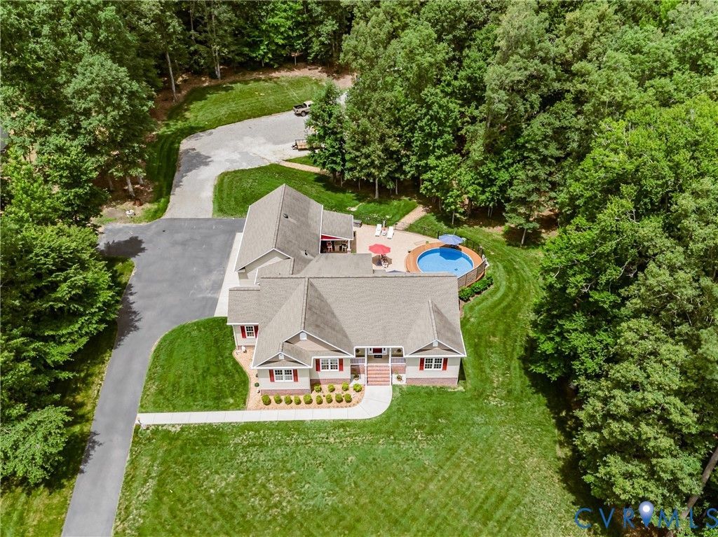 8040 N Courthouse Road, New Kent, VA 23124 Main Photo