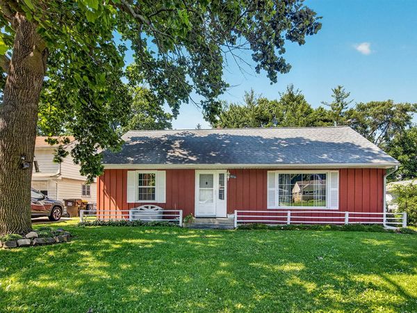 4010 Pinecrest Road , Rockford, IL 61107