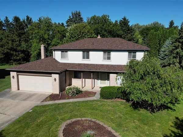 16966 White Haven Drive, Northville Twp, MI 48168