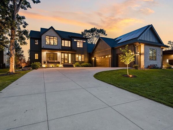 4937 Championship Circle, Middleton, WI 53597