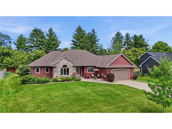 2311 Golf View Drive, River Falls, WI 54022