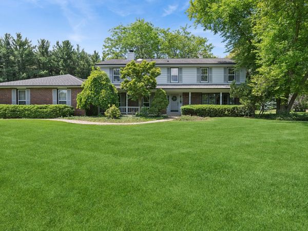 205 Whitaker Court , Woodstock, IL 60098