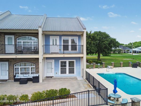 548 W Beach Boulevard, Long Beach, MS 39560