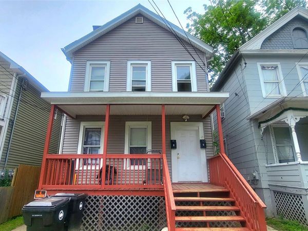 18 Grant Street , Poughkeepsie, NY 12601