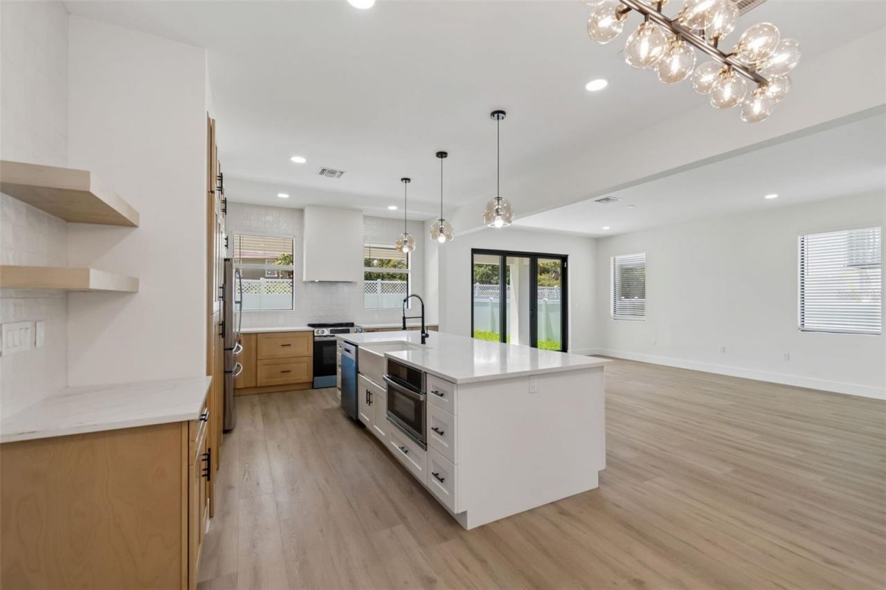 6403 S Richard Avenue, Tampa, FL 33616 Photo