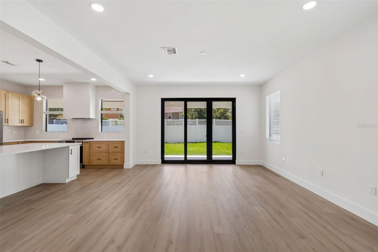 6403 S Richard Avenue, Tampa, FL 33616 Photo