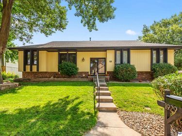 1929 S 167th Avenue Circle, Omaha, NE 68130