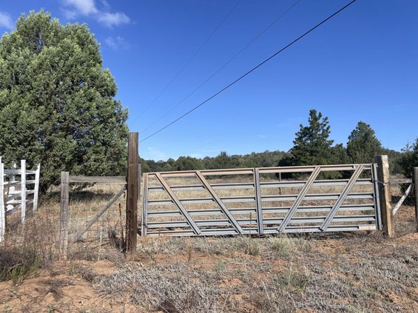 119 Anaya Road , Tijeras, NM 87059