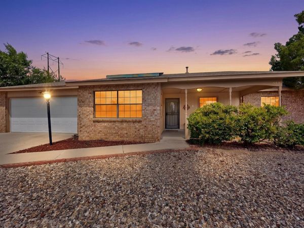 485 Wagon Train Drive SE, Rio Rancho, NM 87124
