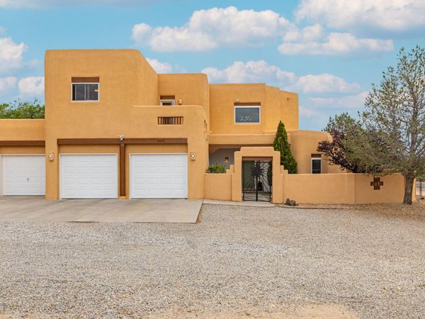9600 Signal Avenue NE, Albuquerque, NM 87122