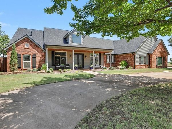 602 Brandley Circle, Okarche, OK 73762